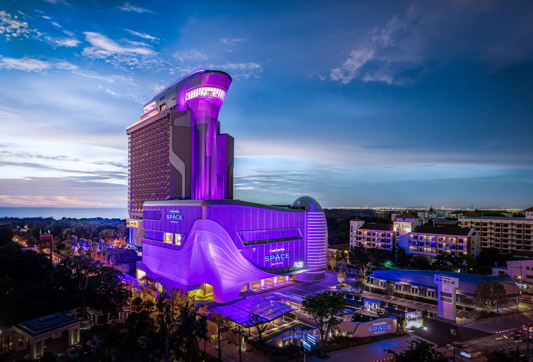 Grand Centre Point Space Pattaya, Thailand medium image