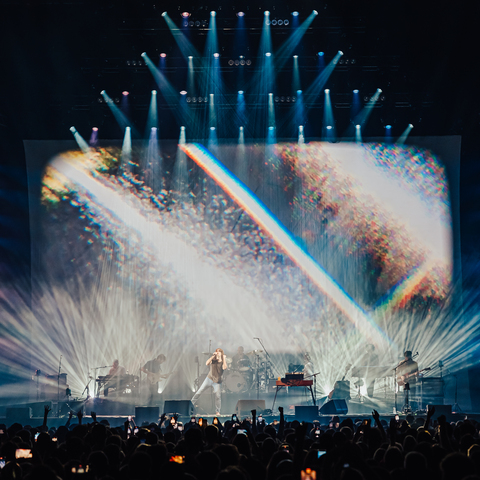 Paolo Nutini Stuns Arena Audiences Across Europe and the UK with Martin Professional Lighting Solutions